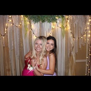 Meet your Posher, Ainsley